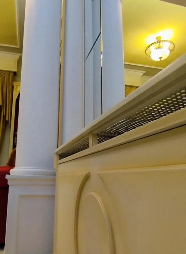 Elegant Tsimiski Neoclassical Apartment Thessaloniki