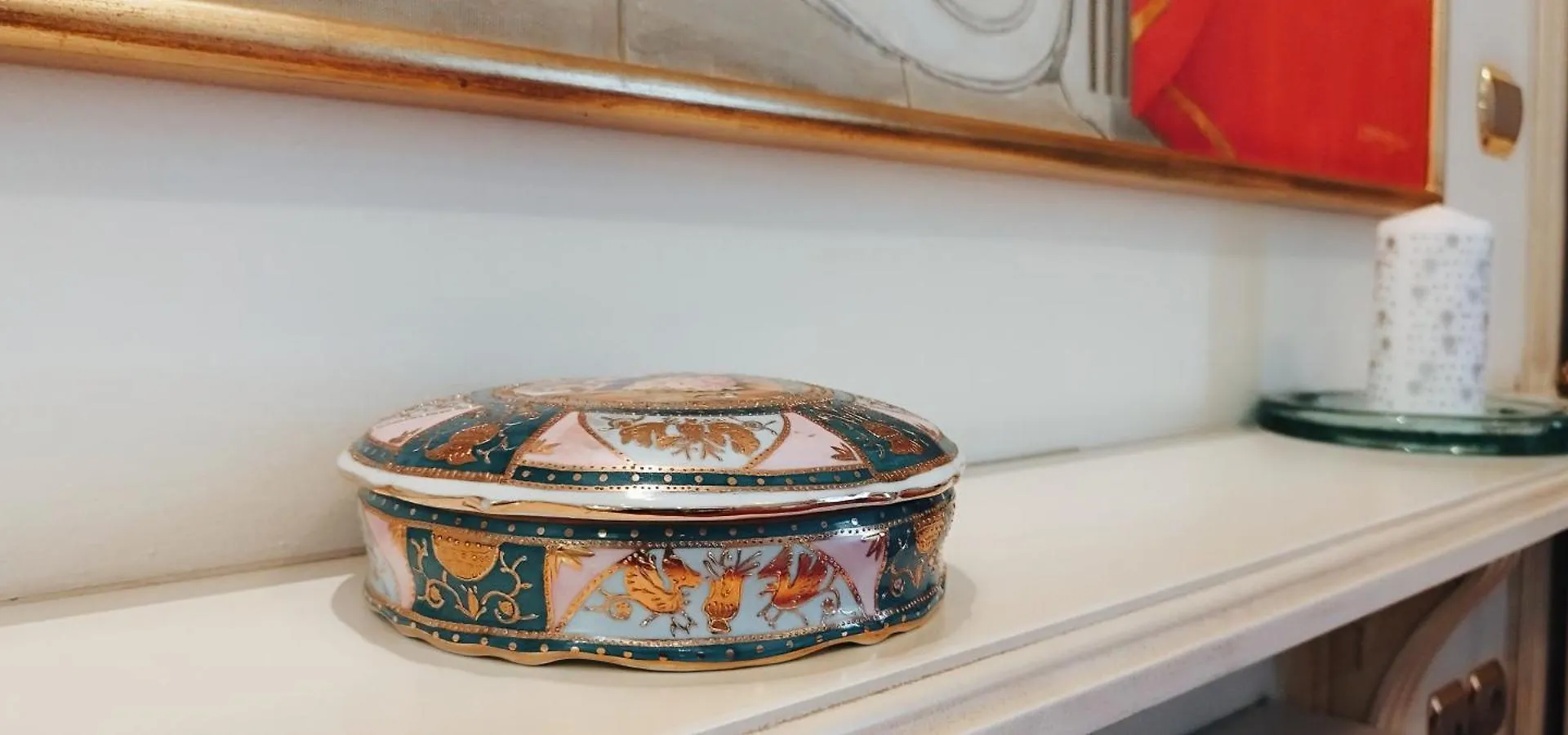 Elegant Tsimiski Neoclassical Apartment Thessaloniki